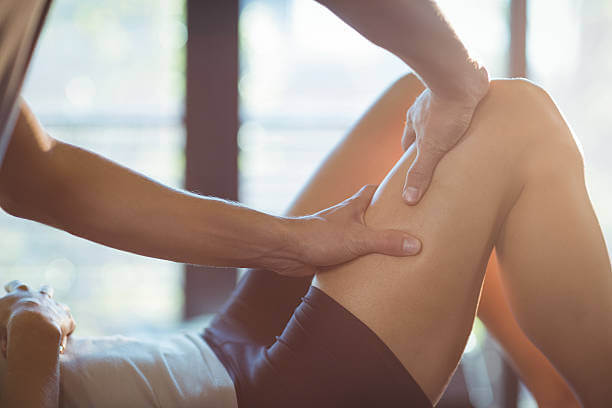 허벅지 쥐났을때&amp;#44; 다리 쥐났을때 통증은 일상 생활을 제압하고 활동을 제한할 수 있는 불편함을 초래합니다. 허벅지 쥐에 시달리는 분들에게 유용한 팁과 조언을 제공하여 건강한 허벅지 근육을 유지하고 통증을 완화하는데 도움이 되길 바랍니다.