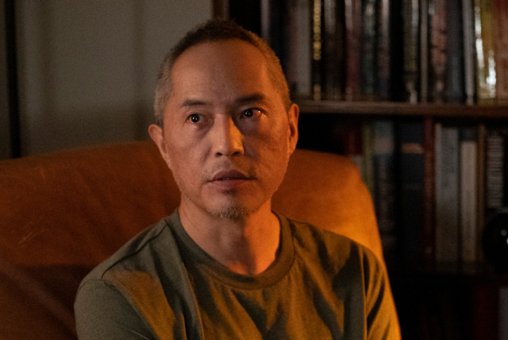 쇼파에앉아있는켄렁