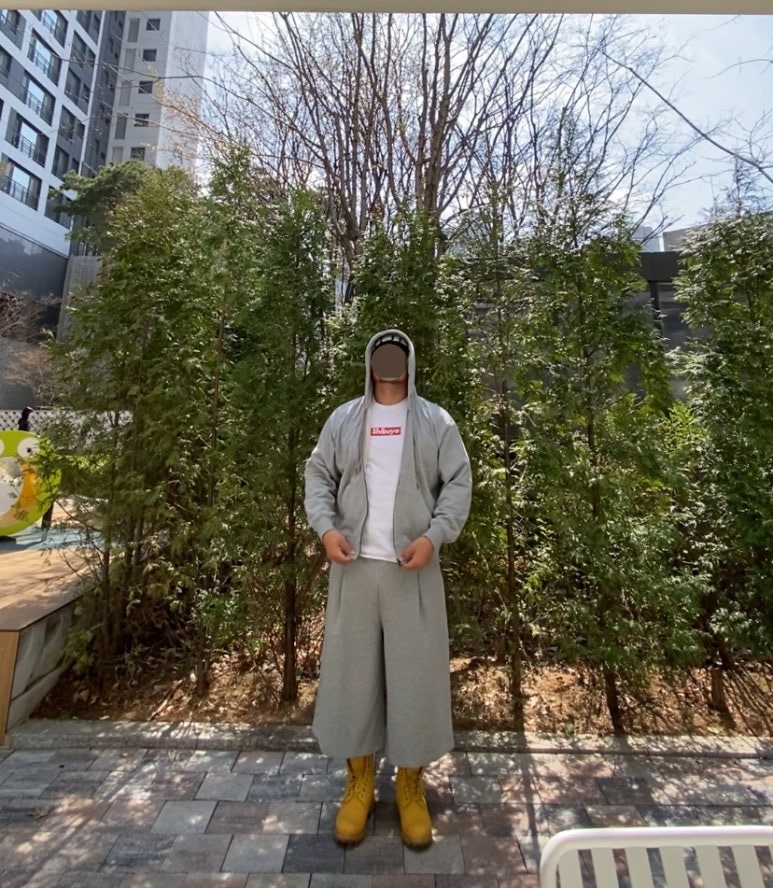 데일리룩('26. 4. 4.)마뗑킴 MatinKim 비니, 토피 스웻 집업 후드티, 토피 벌룬핏 와이드 팬츠, 시부야 빈티지 티셔츠, 나이키 롱삭스양말, 팀버랜드 6인치 워커 부츠