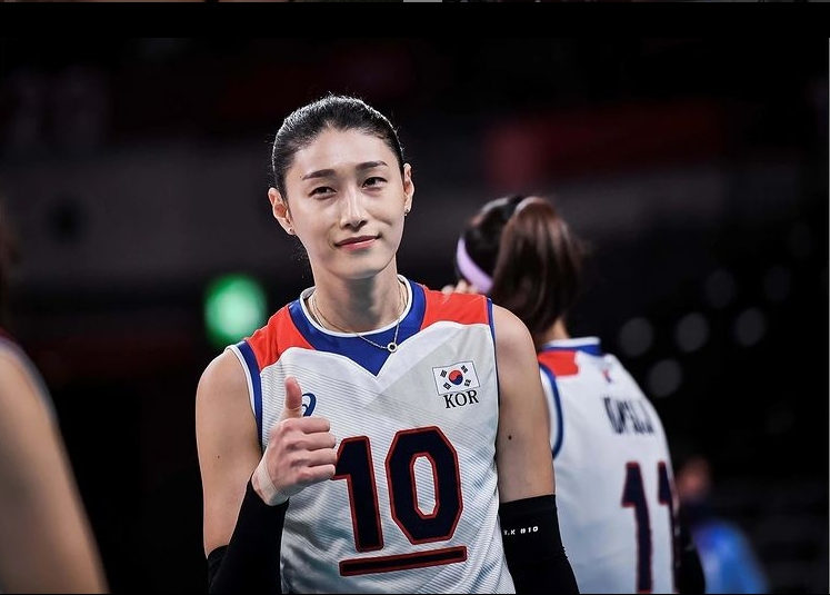 배구 김연경 엄지척 모습