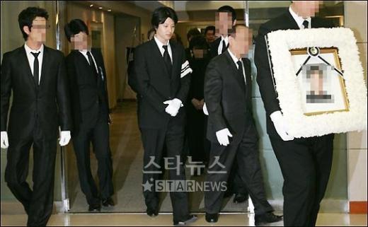 미우새 이동건 동생 사망 중국계 청년 흉기 피습 사건