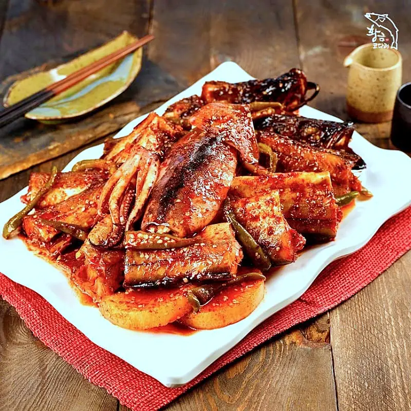 소문의맛집 외식하는날 버스킹 정인 추천 코다리 해물 시래기 갈비 조림 맛있는 식당 인천 송도 맛집 위치 메뉴 가격 정보