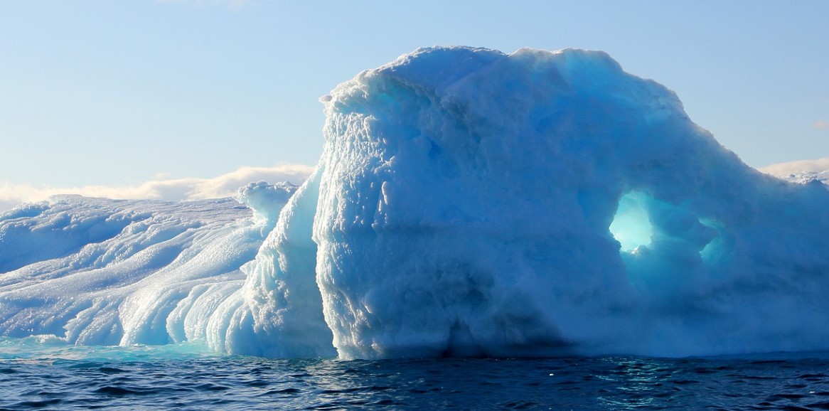 그린란드의 빙하입니다.