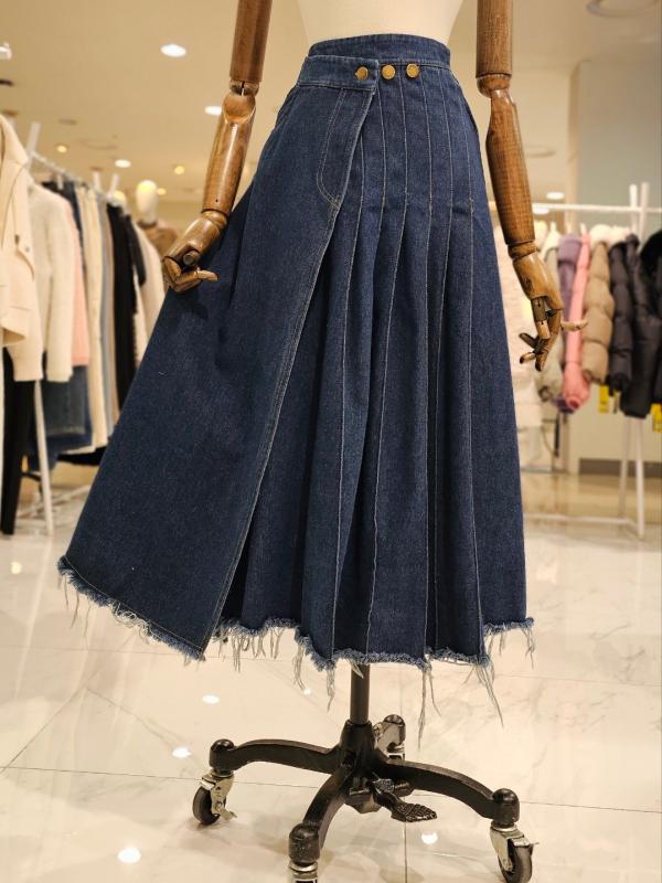 나인스텝 랩핀턱청스커트 N24DM4103