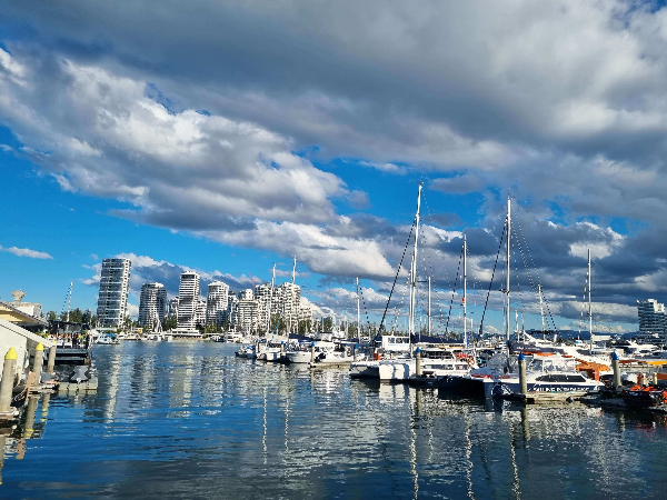 골드코스트 가을하늘