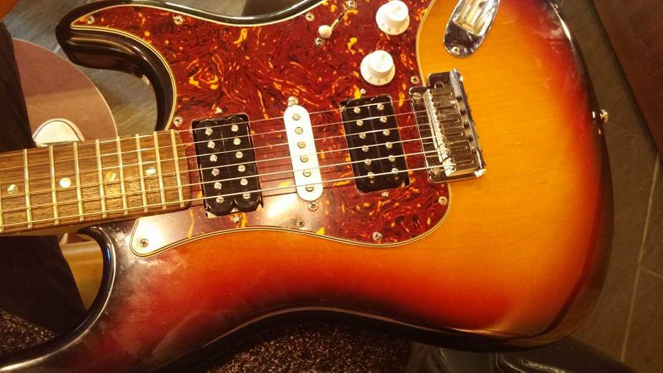 American Fender Deluxe 2002 HSH