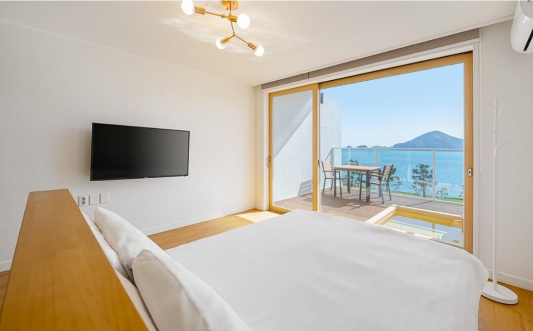 거제 바람의 언덕 디럭스 히노끼