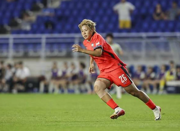 여자축구 6-0 대파