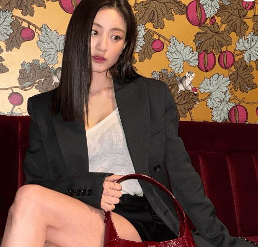 지효 윤성빈 열애