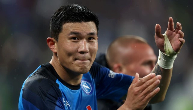 김민재 맨유 갈수밖에 없는 이유