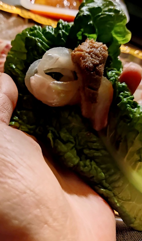 상추와 도미 양념고기의 만남