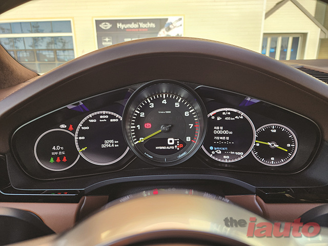 포르쉐 카이엔 E-하이브리드