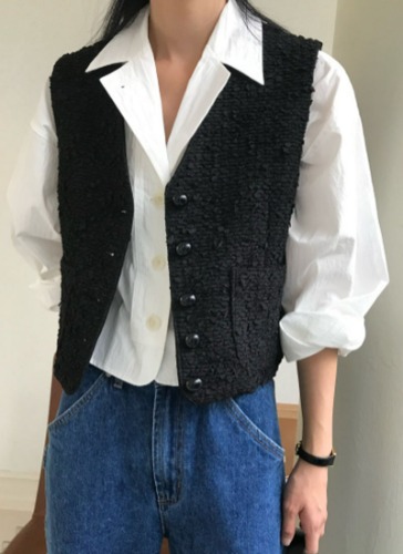 위아 케일트위드베스트