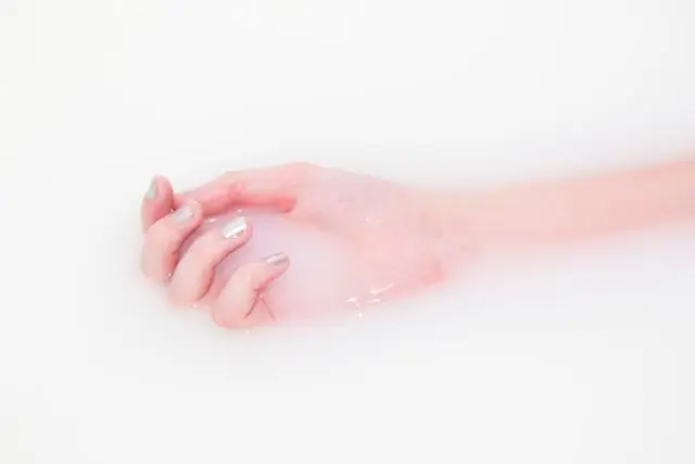 손톱, 발톱 가로줄 건강 의미