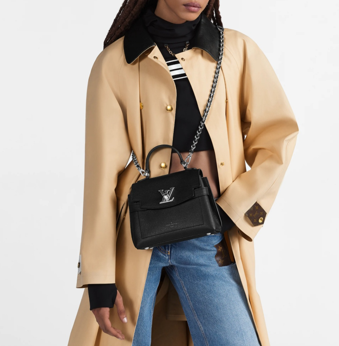 루이비통 락미에버 미니 착용 12