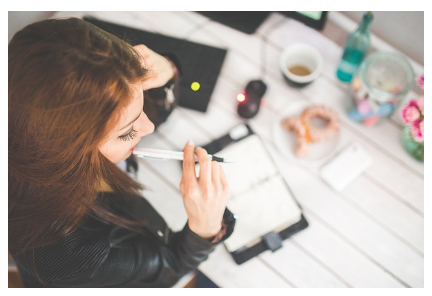 신중년 경력형 일자리 사업 참여 우대조건 분석