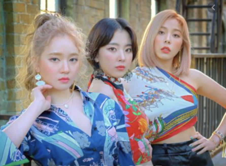 레이디스코드