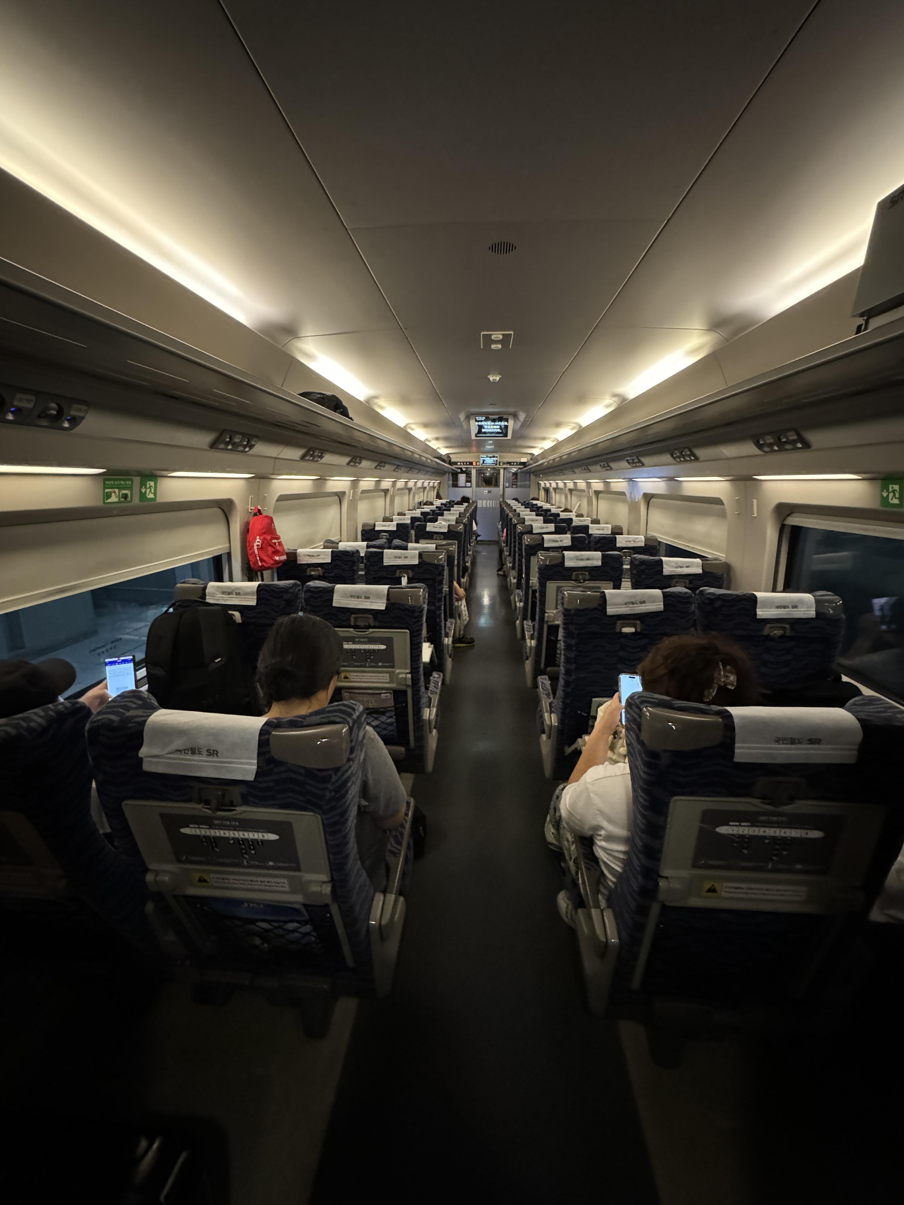 부산-서울-SRT-6호차-객실내부