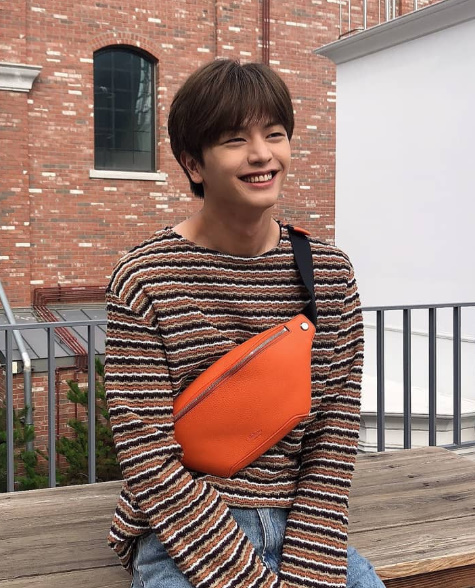 가수 겸 배우 육성재 키 나이 몸무게 혈액형 소속사 영화 드라마 MBTI