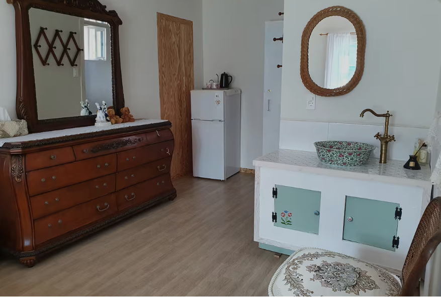 남겨서 뭐하게 민박집