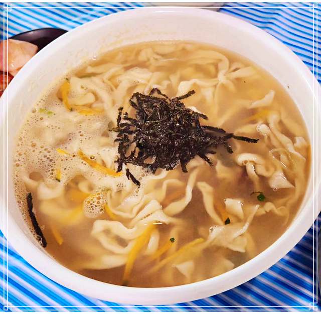 최불암 한국인의 밥상 포항 죽도시장 구수하면서도 깔끔한 칼국수 맛집