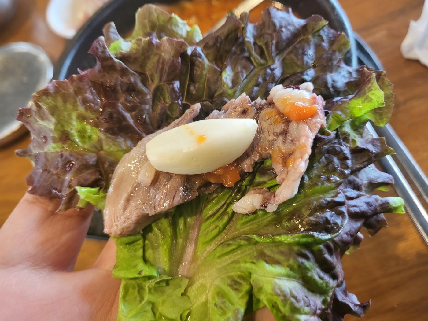 경자국밥 - 수육쌈1
