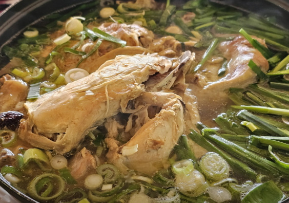 6시내고향 K맛있을지도 진천 닭볶음탕 백숙 새우탕
