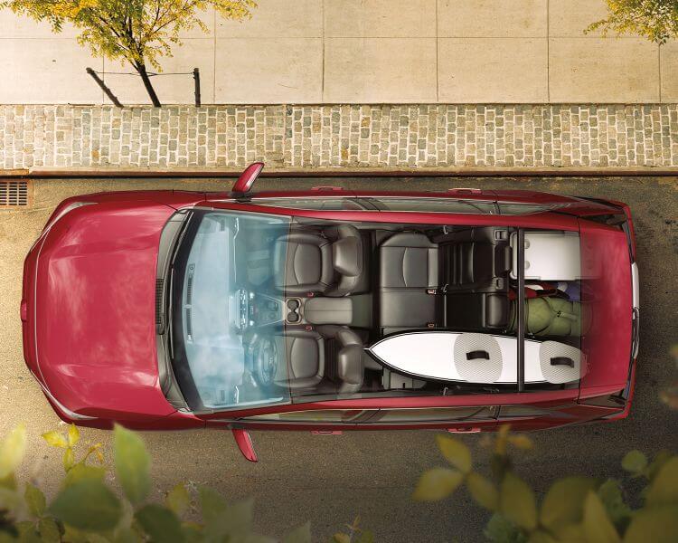 토요타 라브4 실내공간