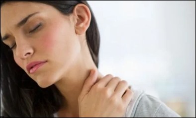 목이 따끔거리는 증상 03