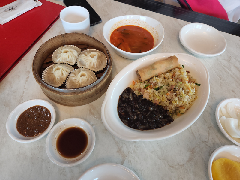 차이나타운_연경_샤오롱바오와_볶음밥