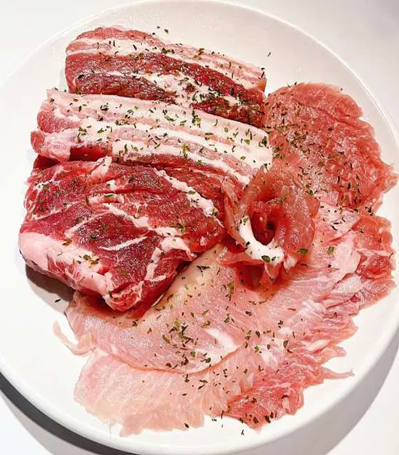 맛있는 고기에 솜씨를 더하다 이동점