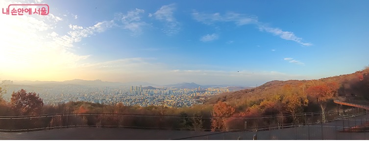 용마산 스카이워크 전망대 서울둘레길 전망