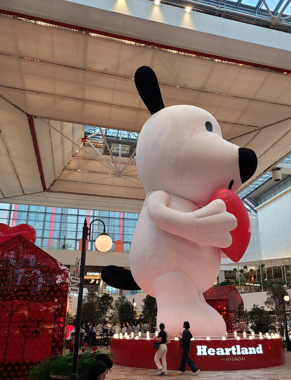 현대백화점 더 현대 서울 흰디 비긴즈