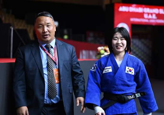 허미미 금메달 애국가｜나이 프로필 일본 국적 포기 이유&middot;와세다대 학력&middot;가족&middot;독립운동가 허석 5대손&middot;아시안게임 금메달&middot;연봉