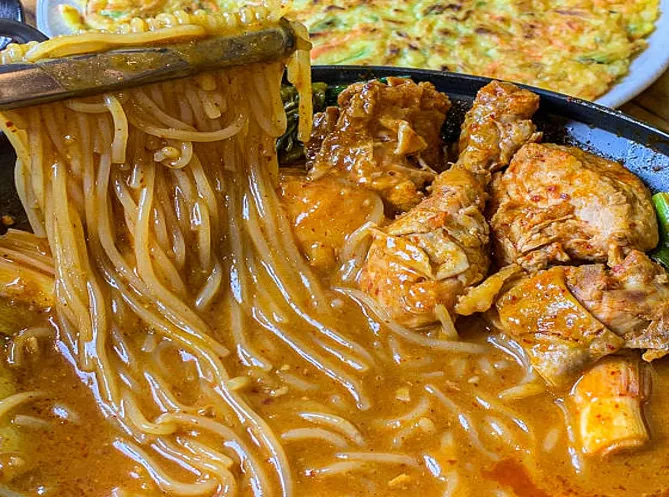 풍년닭도리탕 천안점