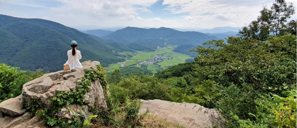 화랑의 언덕 명상바위