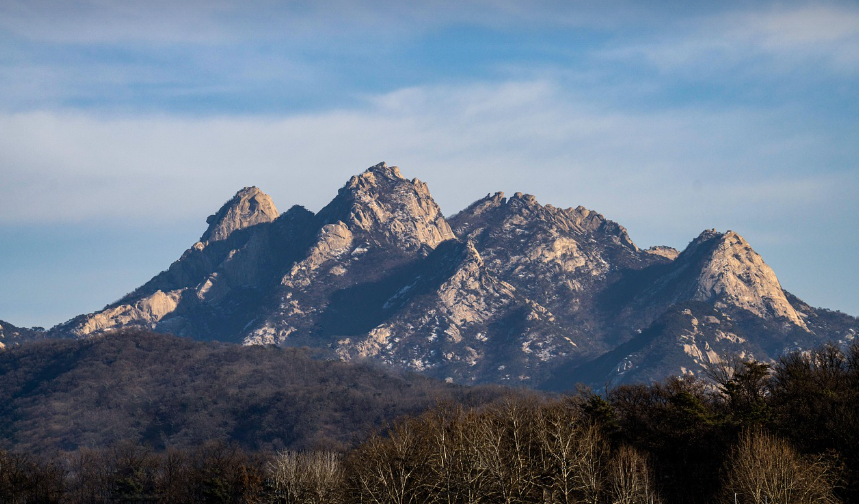 산 이름에 숨겨진 지리학. 봉, 산, 재, 치의 차이