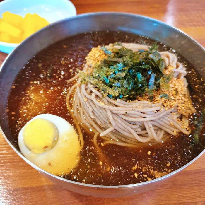백반기행 안재모 편 물 막국수 비빔막국수 들기름막국수 온면 소고기 편채 고양 원당 맛집 소개