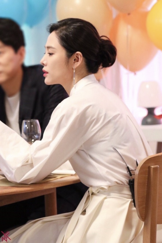 김현주 우아함