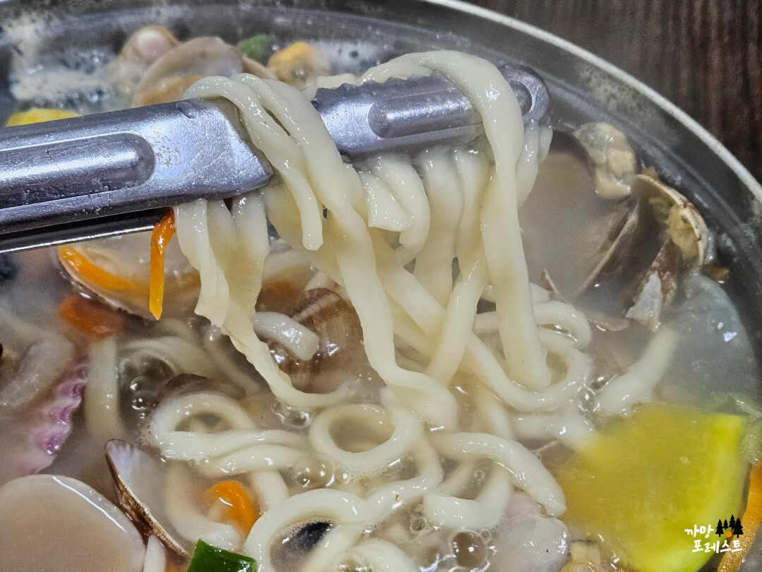 16호 원조 할머니 손 칼국수 쫄깃함