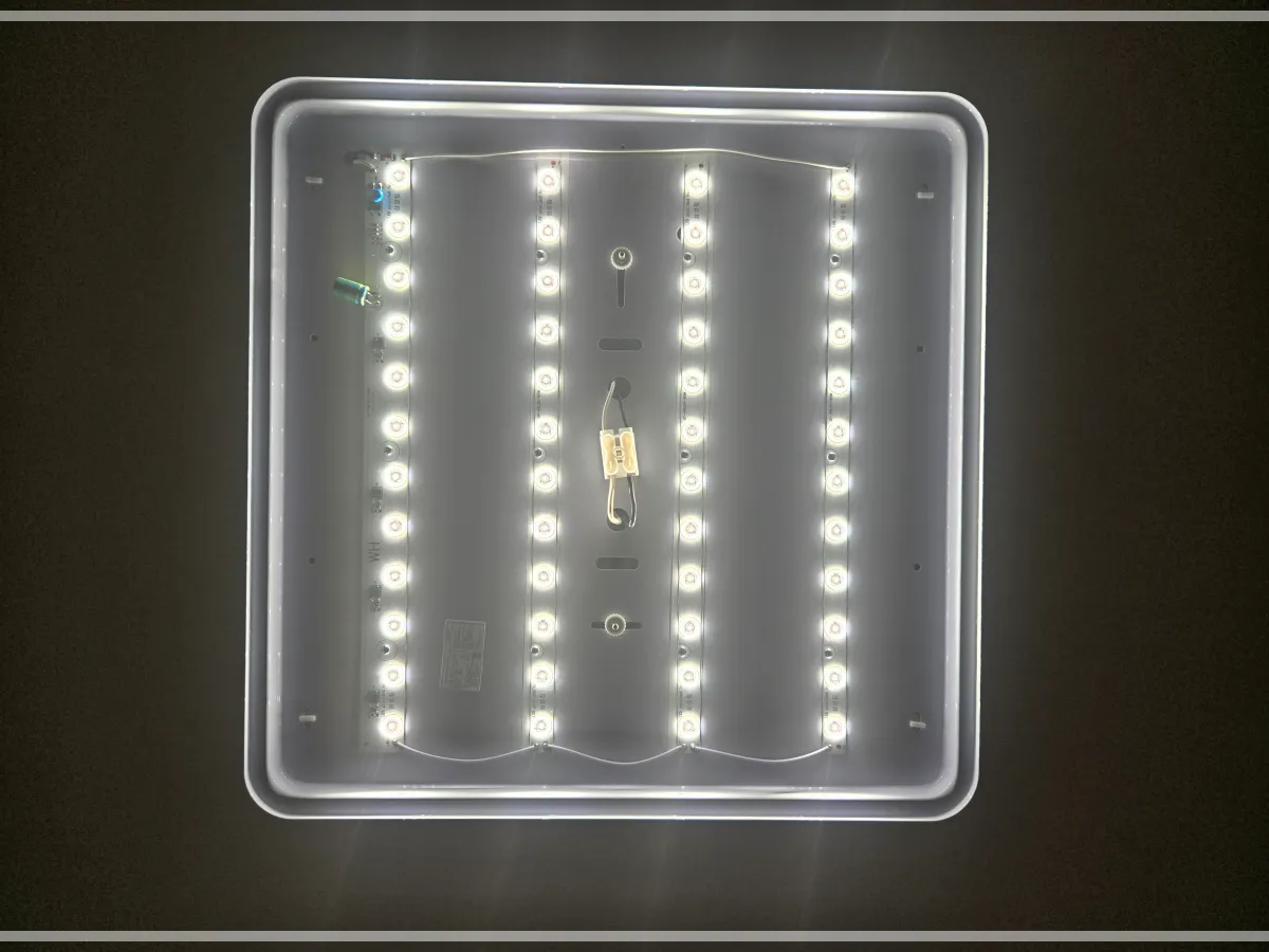 안방-LED-전등-셀프-교체-불켜진모습