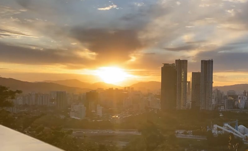 응봉산에서 본 일출