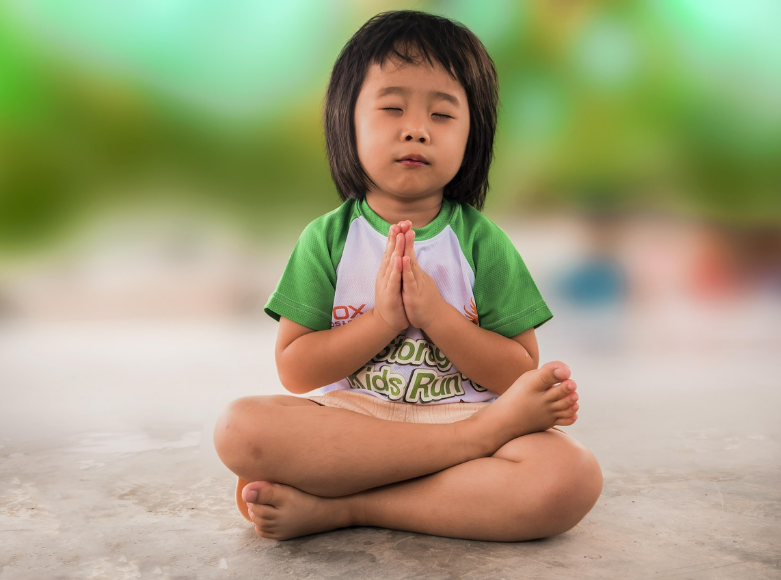 영화 나는 신이다 관련 사진