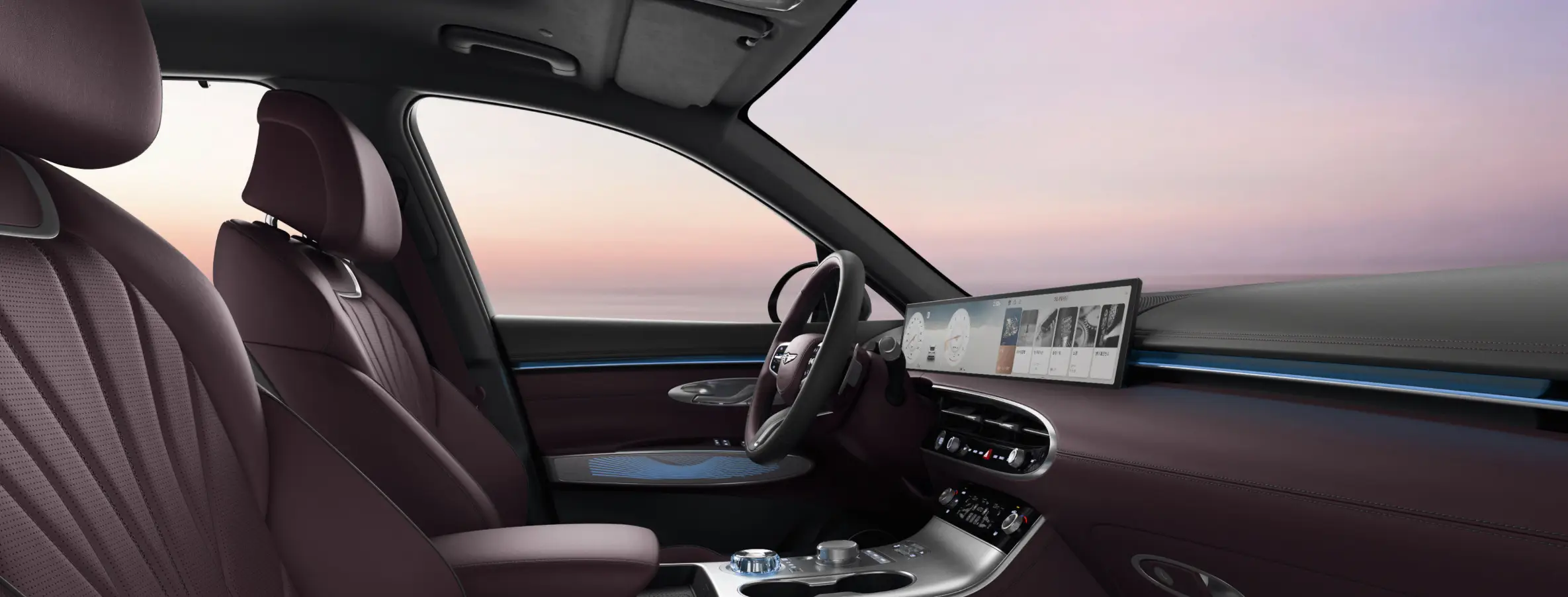 갈색 실내 시트와 핸들