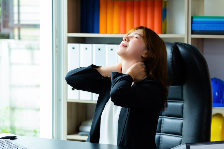 목디스크 겨드랑이 통증