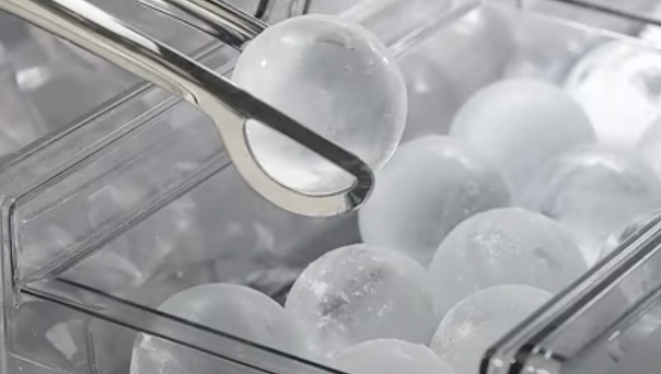 위스키볼메이커