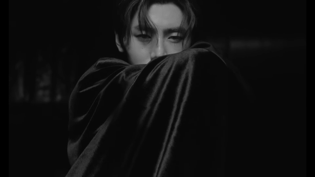 ENHYPEN (엔하이픈) &amp;#39;DARK BLOOD&amp;#39; 캡처