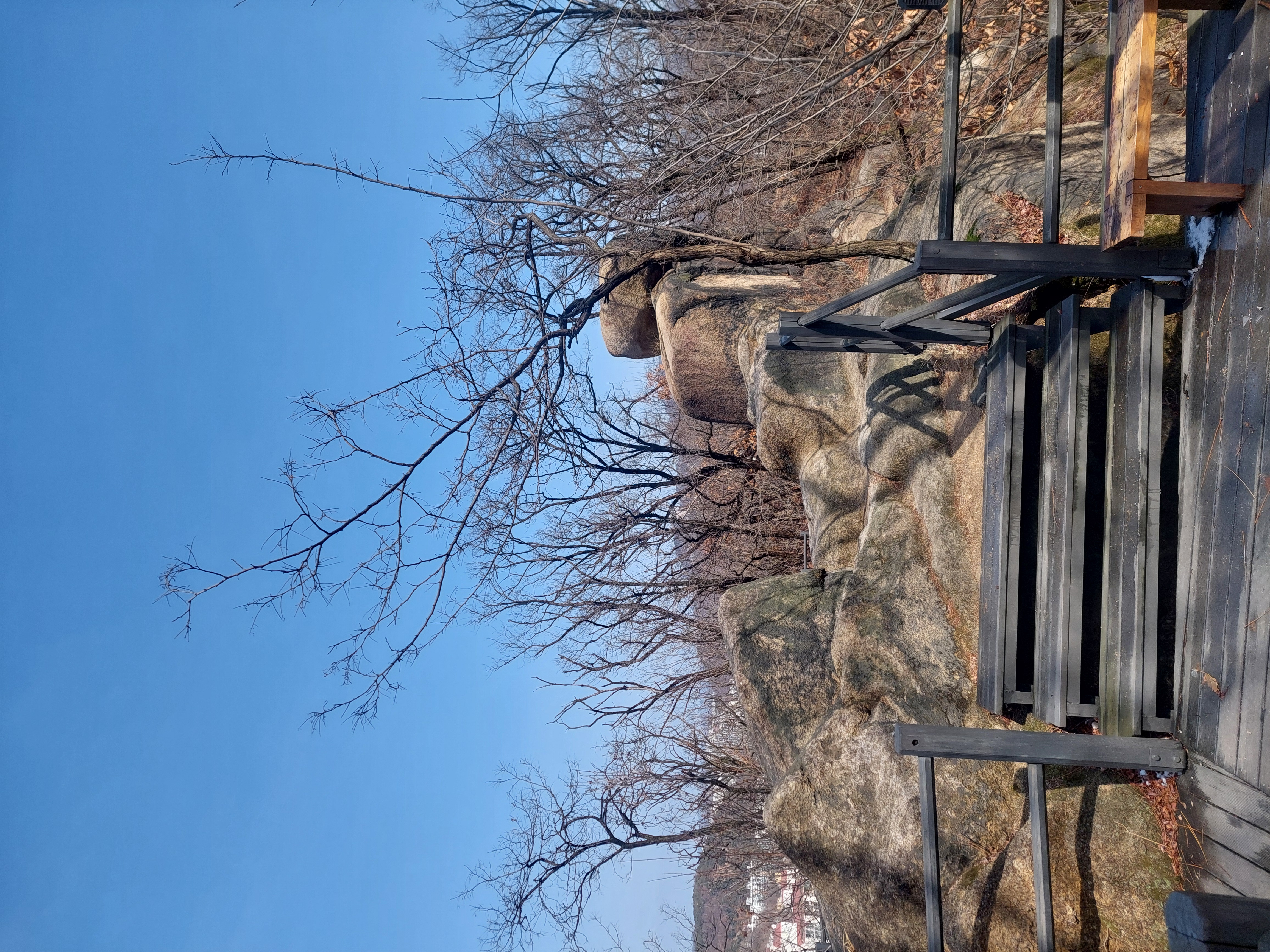 안산