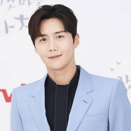 최애돌 셀럽 - 임영웅 영탁 이찬원 김선호 송가인