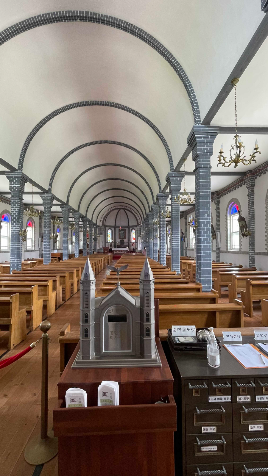 합덕성당 실내